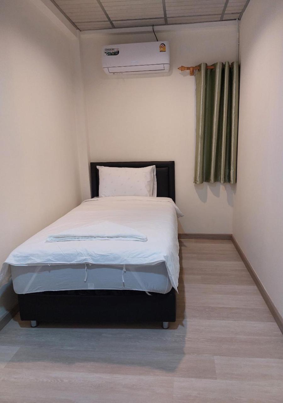 בנגקוק Chaiwat Hostel מראה חיצוני תמונה